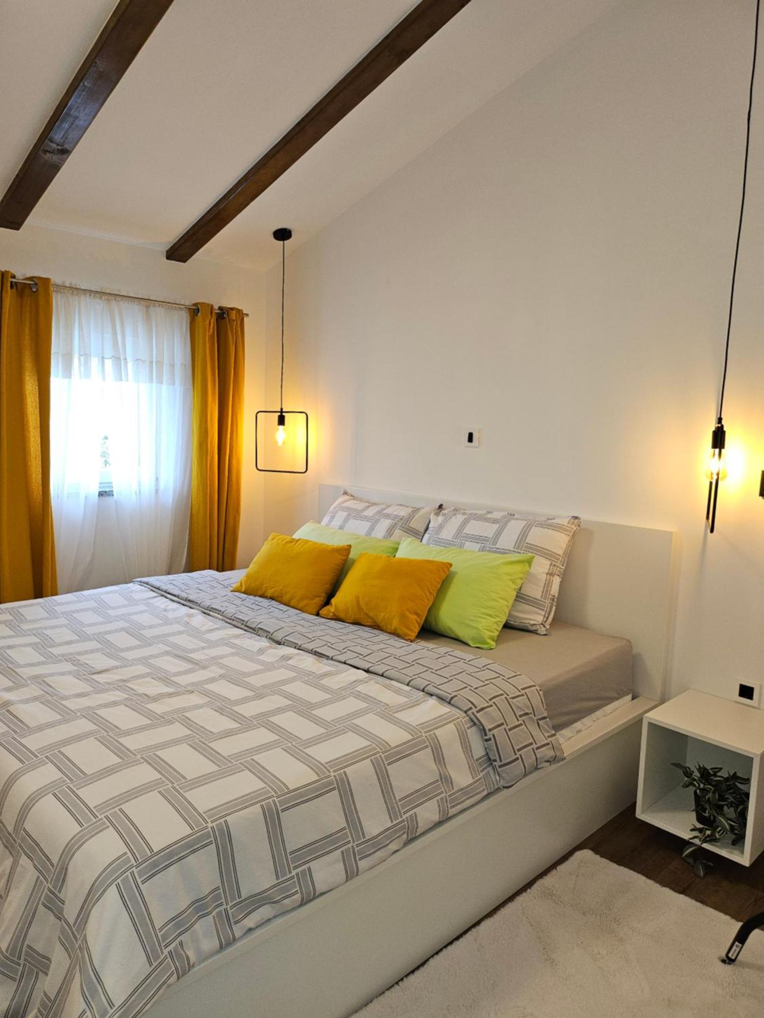 Apartman Pojine Gabonjin エクステリア 写真