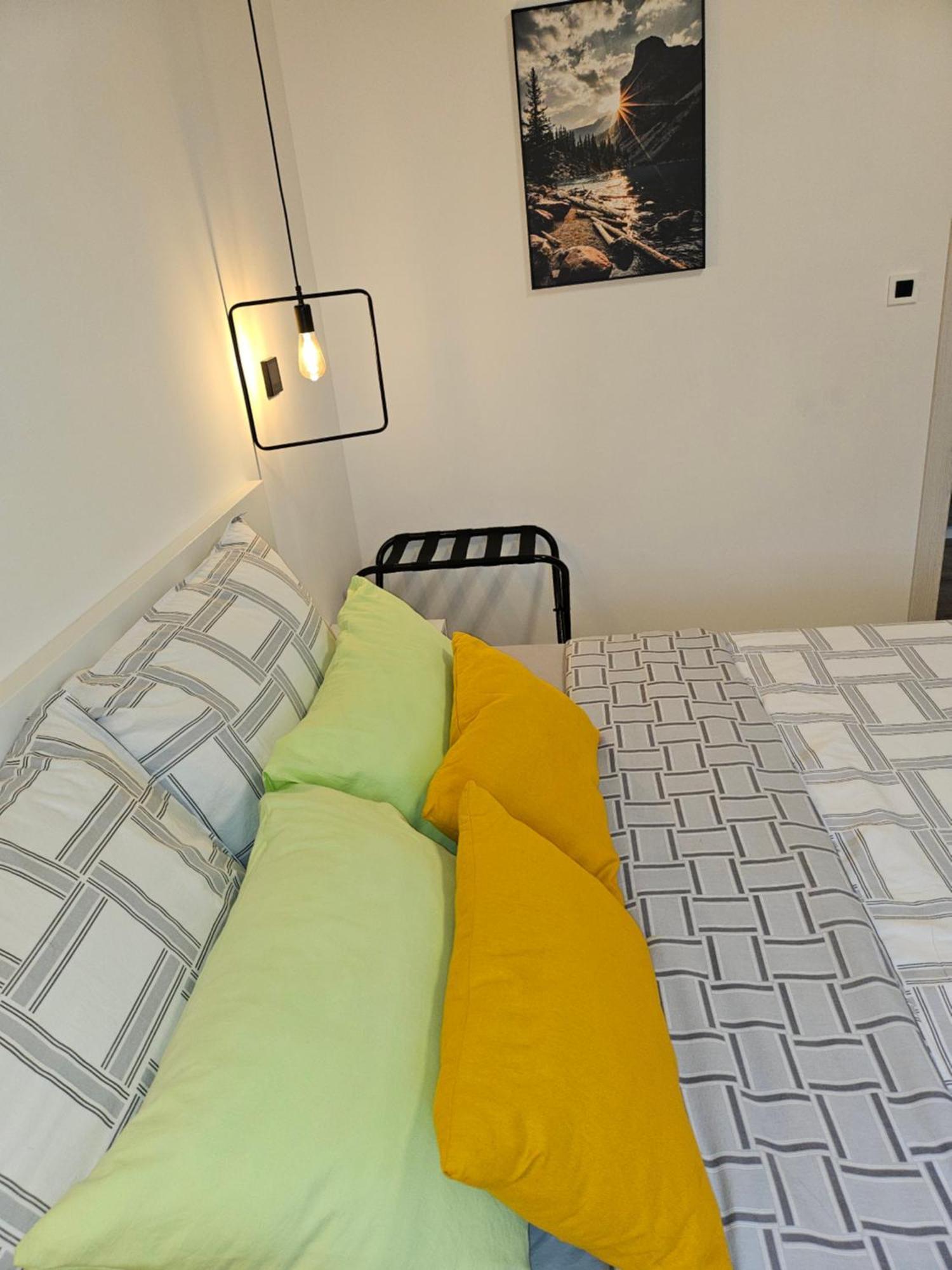Apartman Pojine Gabonjin エクステリア 写真